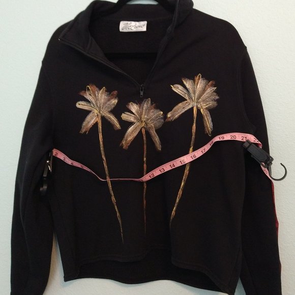 Woman's Black/Gold Floral Victoria 1/4 Zip Pull-Over - Picture 4 of 9